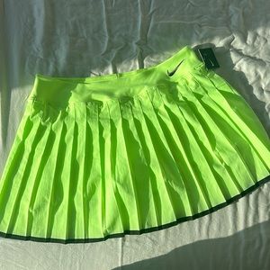 NWT Nike tennis skirt